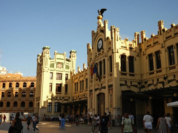 Mejores mercados gastronómicos de Valencia para saborear lo local